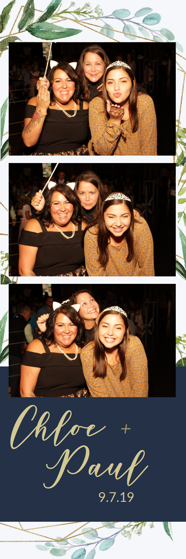 Chloe’s Wedding | View more photos from the event at gallery.photoboothbillings.com/u/PhotoBoothBillings/Chloe’s-Wedding